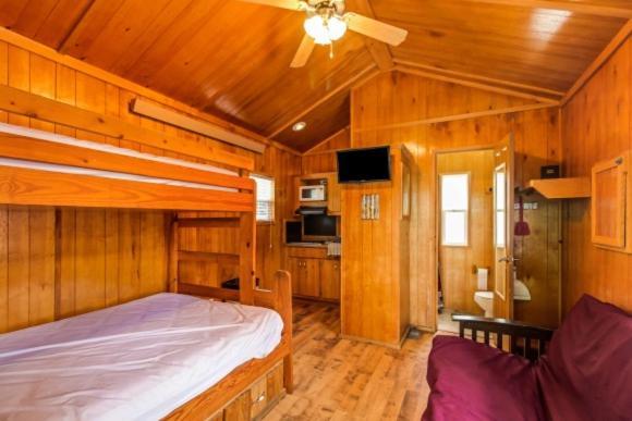 Jellystone Mammoth Cave Villa Кейв Сити Екстериор снимка